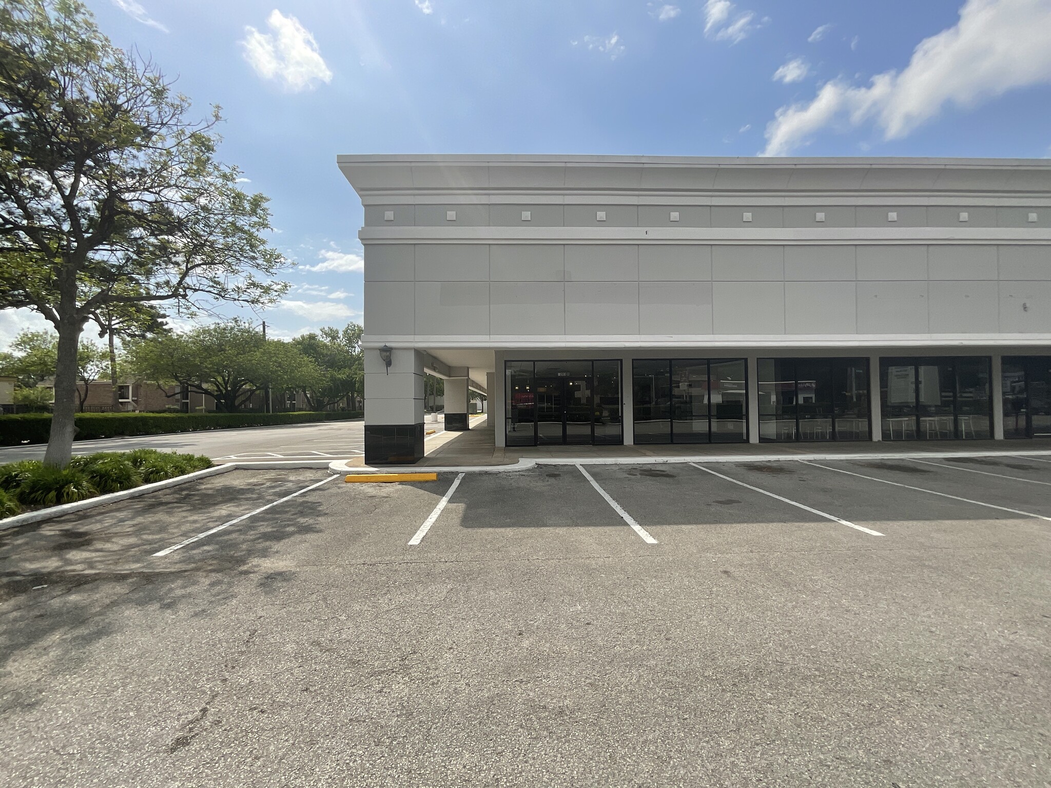 5450 FM 1960 Rd W, Houston, TX for lease Building Photo- Image 1 of 2