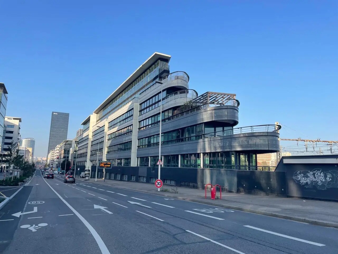 Office in Lyon for lease Building Photo- Image 1 of 2