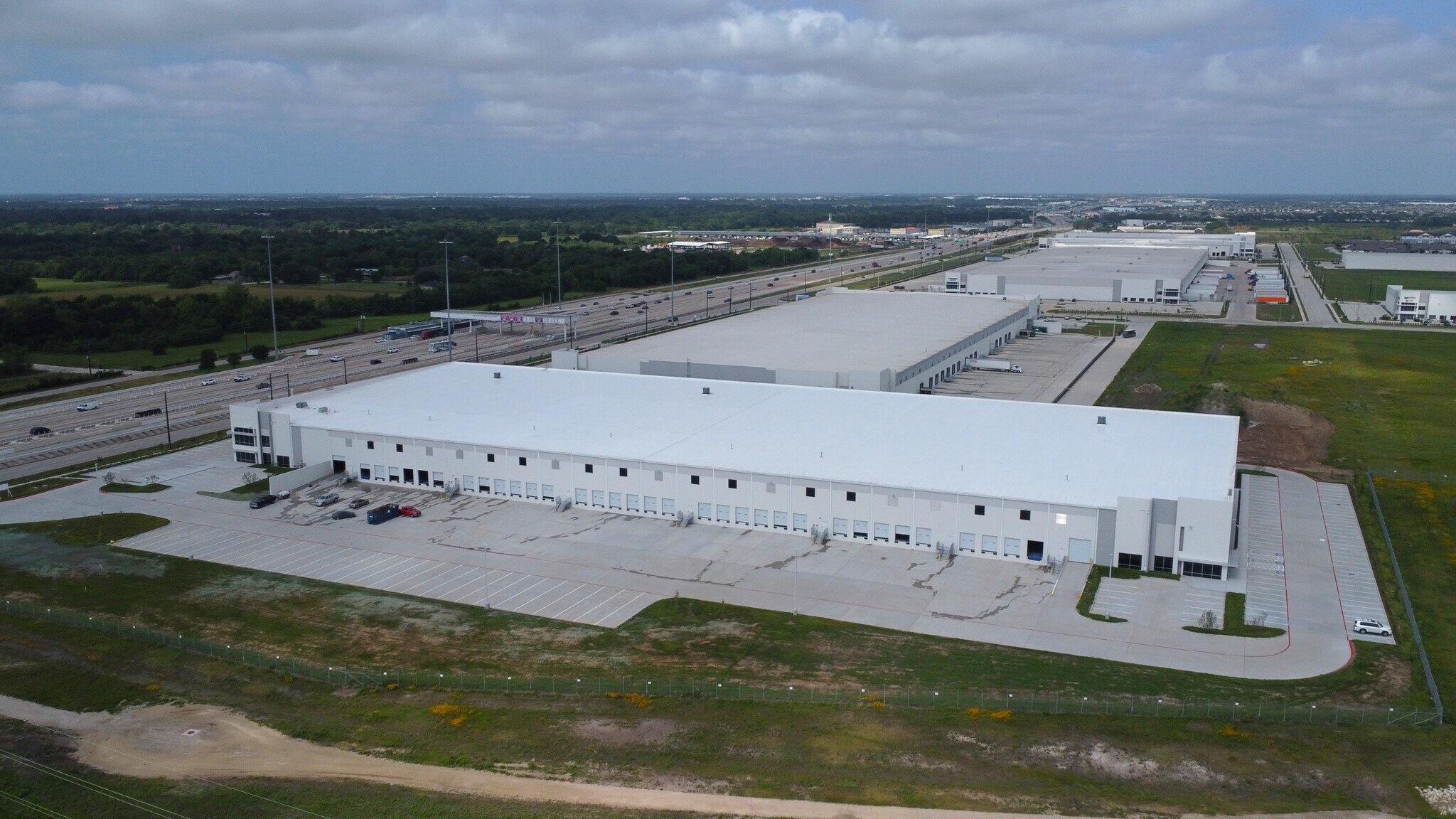 5471 S Sam Houston Parkway E Dr, Houston, TX 77048 Building 10