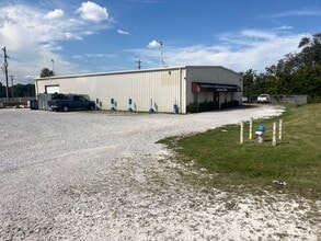 1488 June Self Dr, Springdale, AR for lease Building Photo- Image 2 of 11