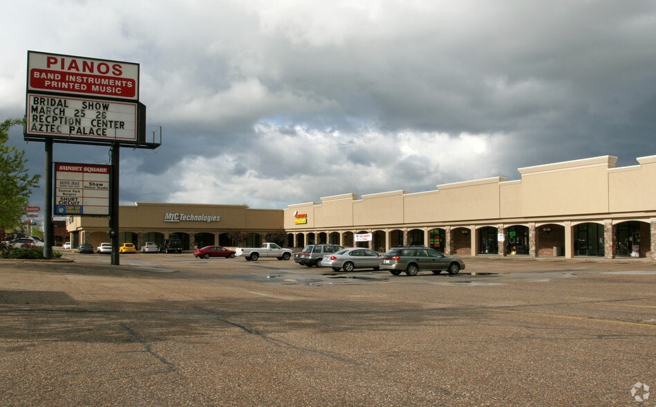 2465 N Main St, Sunset, UT for lease - Building Photo - Image 2 of 38