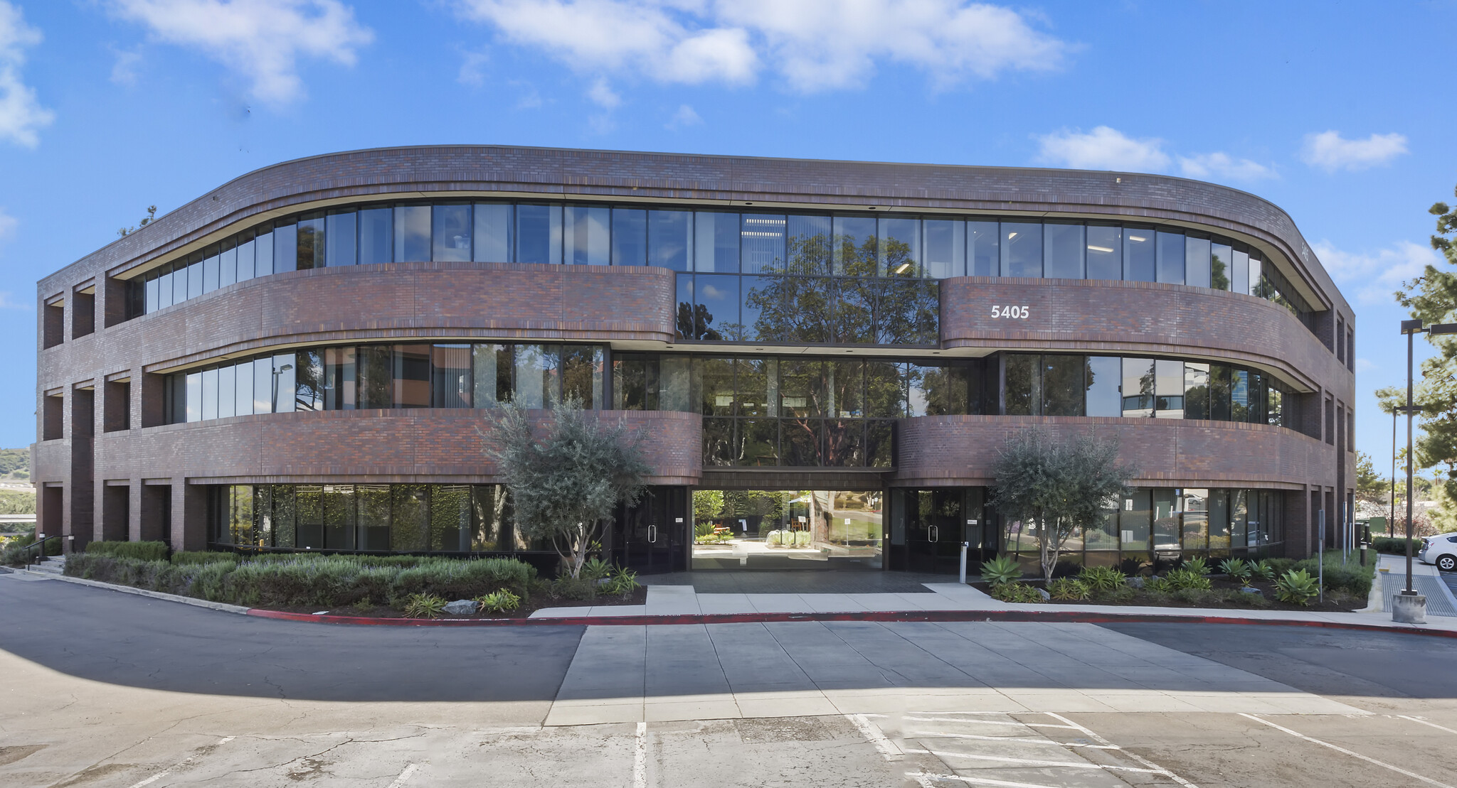 5405 Morehouse Dr, San Diego, CA for lease Building Photo- Image 1 of 30