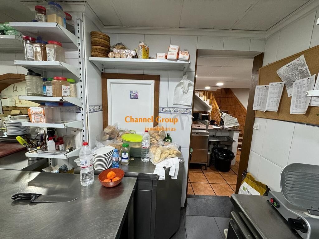 Retail in Orihuela, Alicante for sale Building Photo- Image 1 of 12