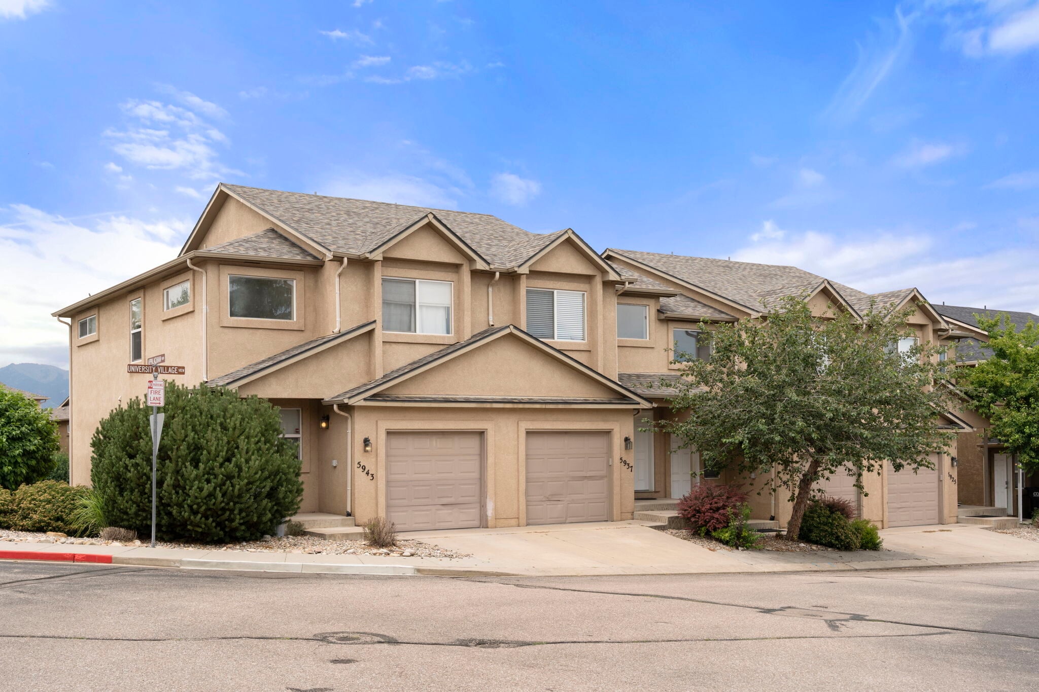 5925-5943 University Village Vw, Colorado Springs, CO for sale Primary Photo- Image 1 of 22