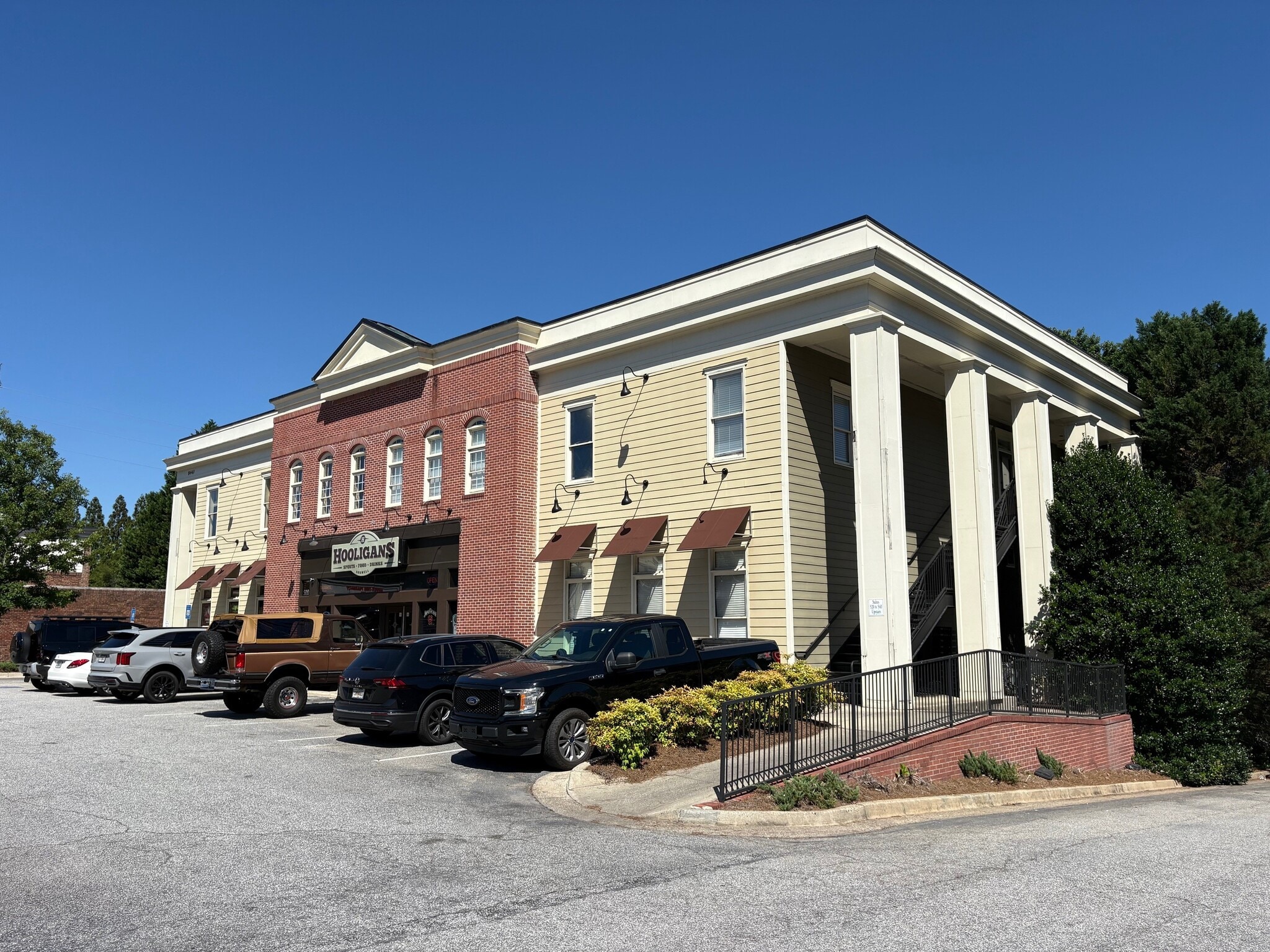 8649 Ellard Dr, Alpharetta, GA for lease Building Photo- Image 1 of 1