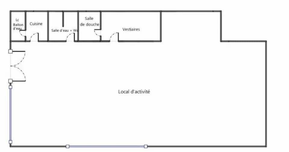 Flex in Montreuil for lease Building Photo- Image 1 of 4