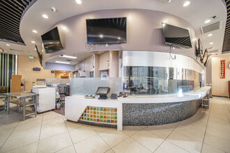 500 N Atlantic Blvd, Monterey Park, CA for lease Interior Photo- Image 2 of 19