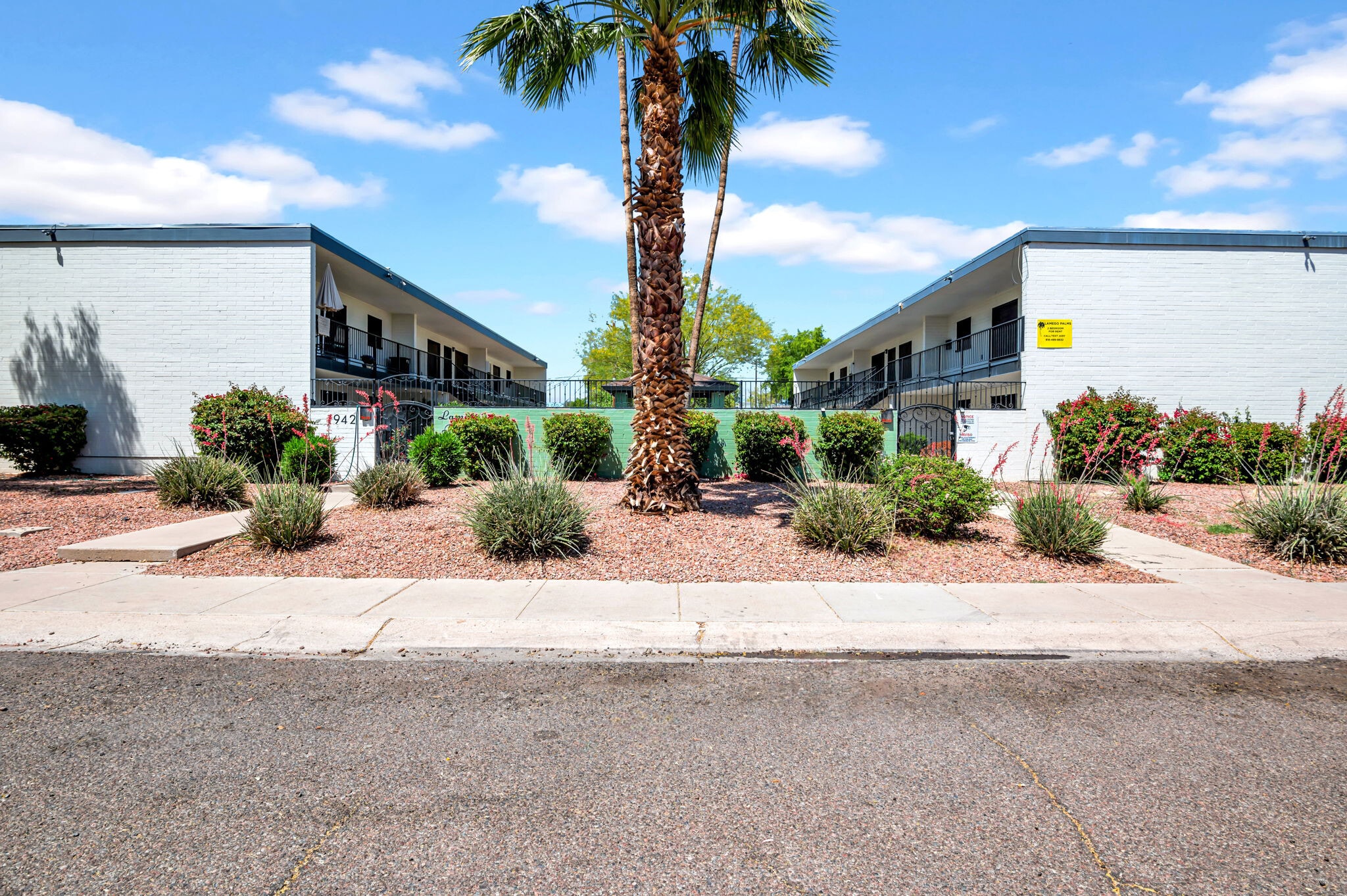 1942 W Berridge Ln, Phoenix, AZ for sale Building Photo- Image 1 of 26