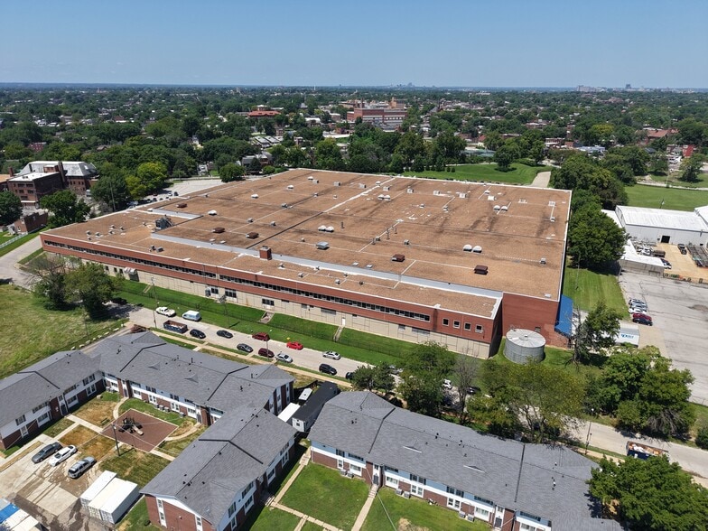 111 Winnebago St, Saint Louis, MO for lease - Building Photo - Image 3 of 11