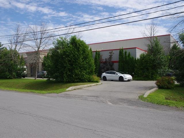 19 Rue De La Coopérative, Rigaud, QC for sale - Building Photo - Image 3 of 3