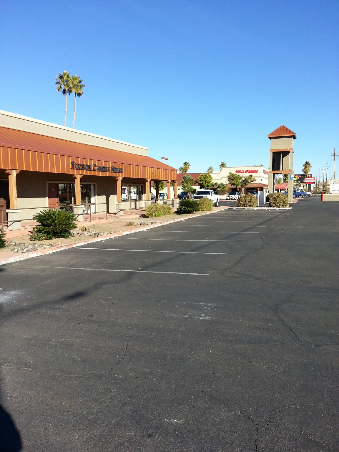 3867 N Oracle Rd, Tucson, AZ for lease Primary Photo- Image 1 of 5