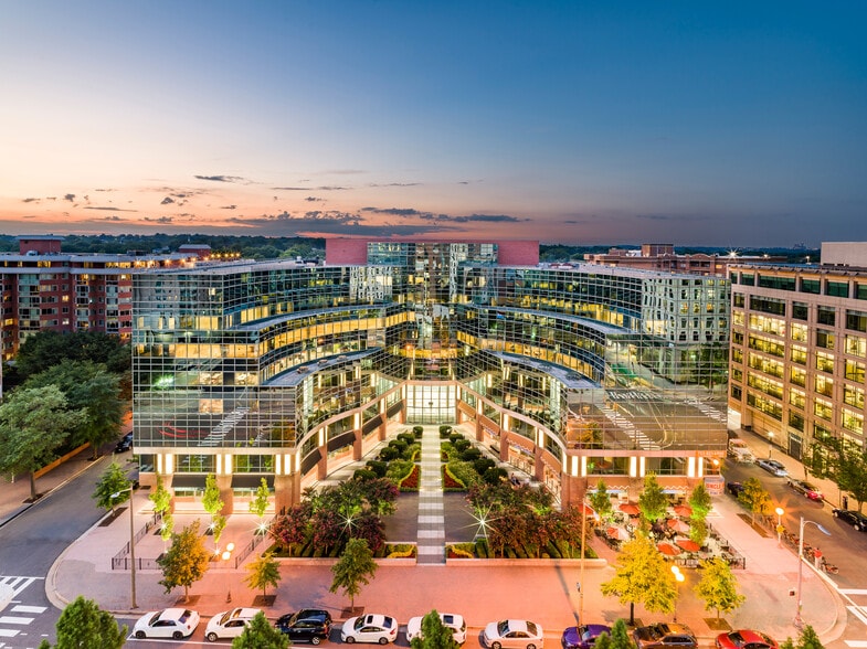 4301 N Fairfax Dr, Arlington, VA for lease - Building Photo - Image 2 of 10