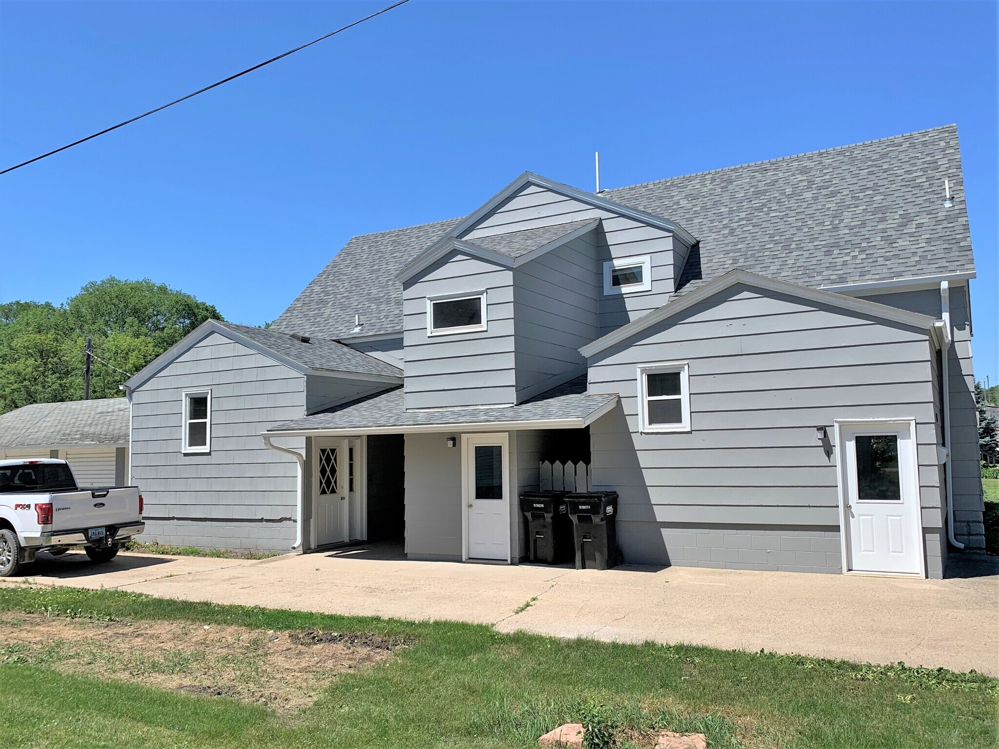 211 E Cedar St, Cherokee, IA for sale Primary Photo- Image 1 of 1