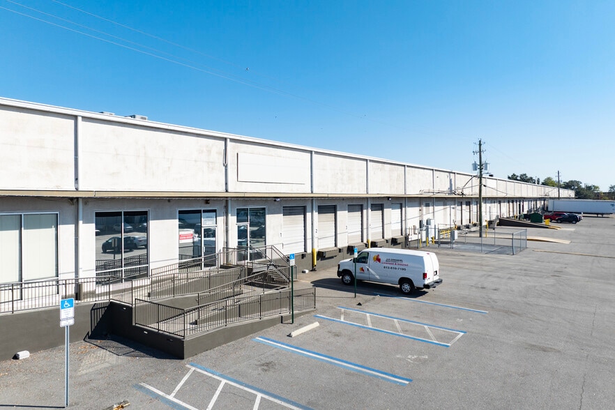 Tampa Distribution Center - Warehouse