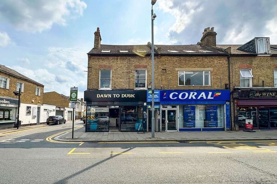 77-79 Station Rd, London for sale - Building Photo - Image 1 of 10