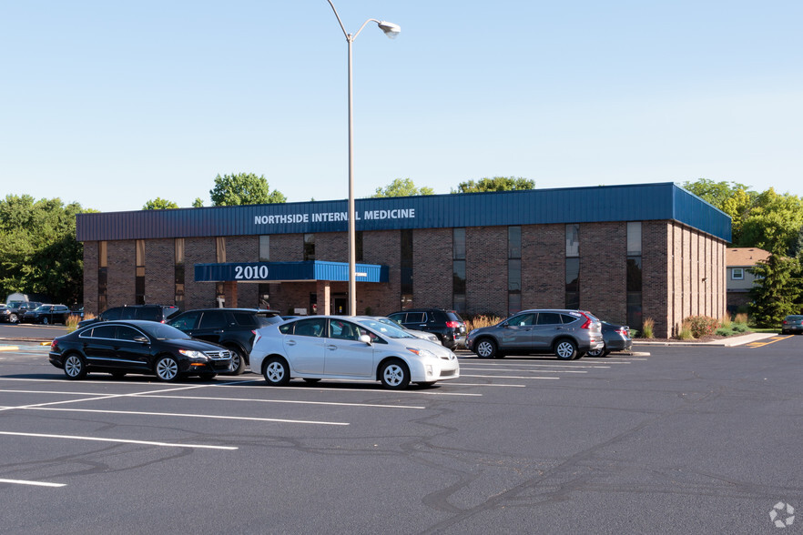 2010 W 86th St, Indianapolis, IN for sale - Primary Photo - Image 1 of 1