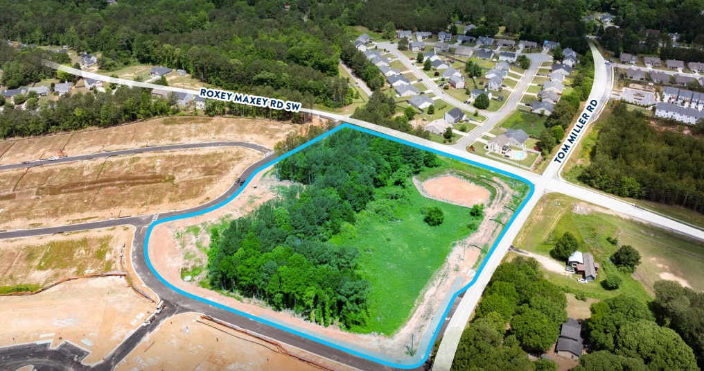 1147 Roxey Maxey Rd SW, Winder, GA for sale Primary Photo- Image 1 of 2