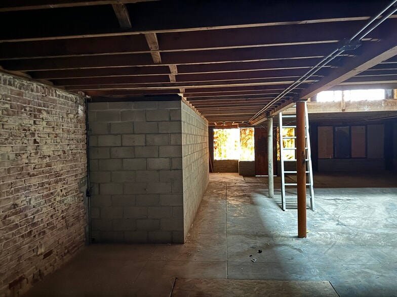 530 E 4th St, Long Beach, CA for sale - Interior Photo - Image 3 of 6