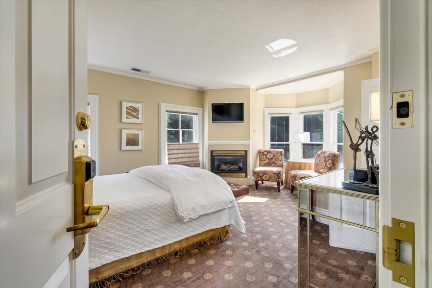 1139 Lincoln Ave, Calistoga, CA for sale - Interior Photo - Image 3 of 88