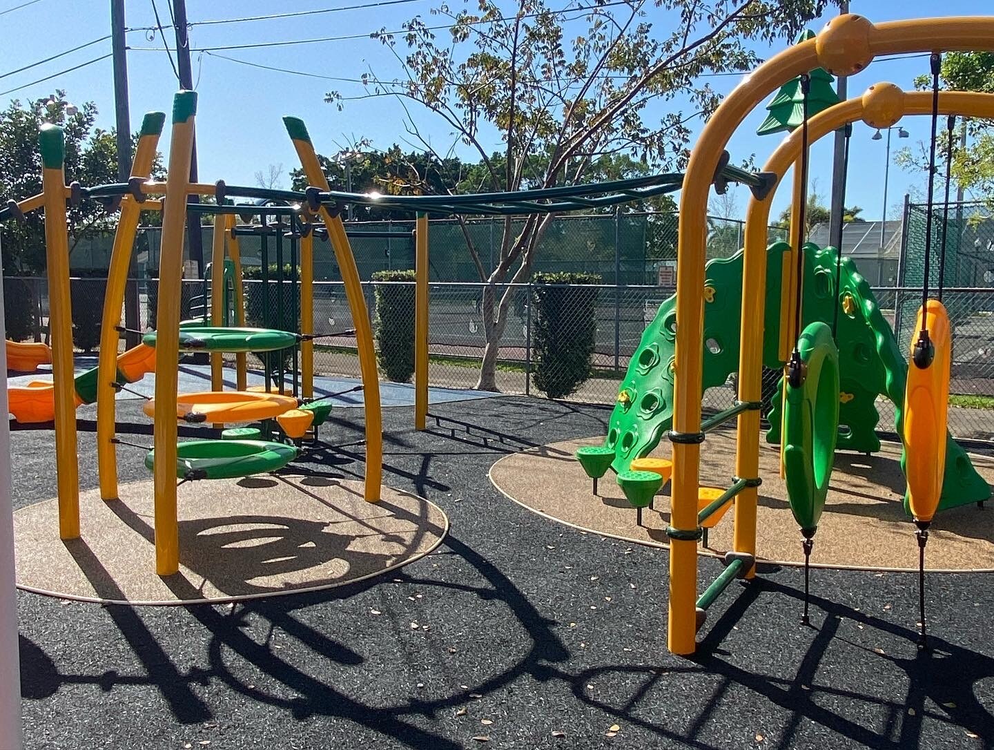 672-678 Camellia Dr, Royal Palm Beach, FL for sale Building Photo- Image 1 of 1