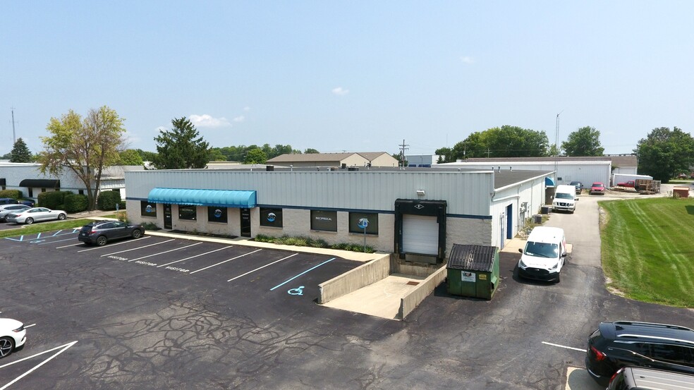 15252 Stony Creek Way, Noblesville, IN for lease - Building Photo - Image 1 of 9