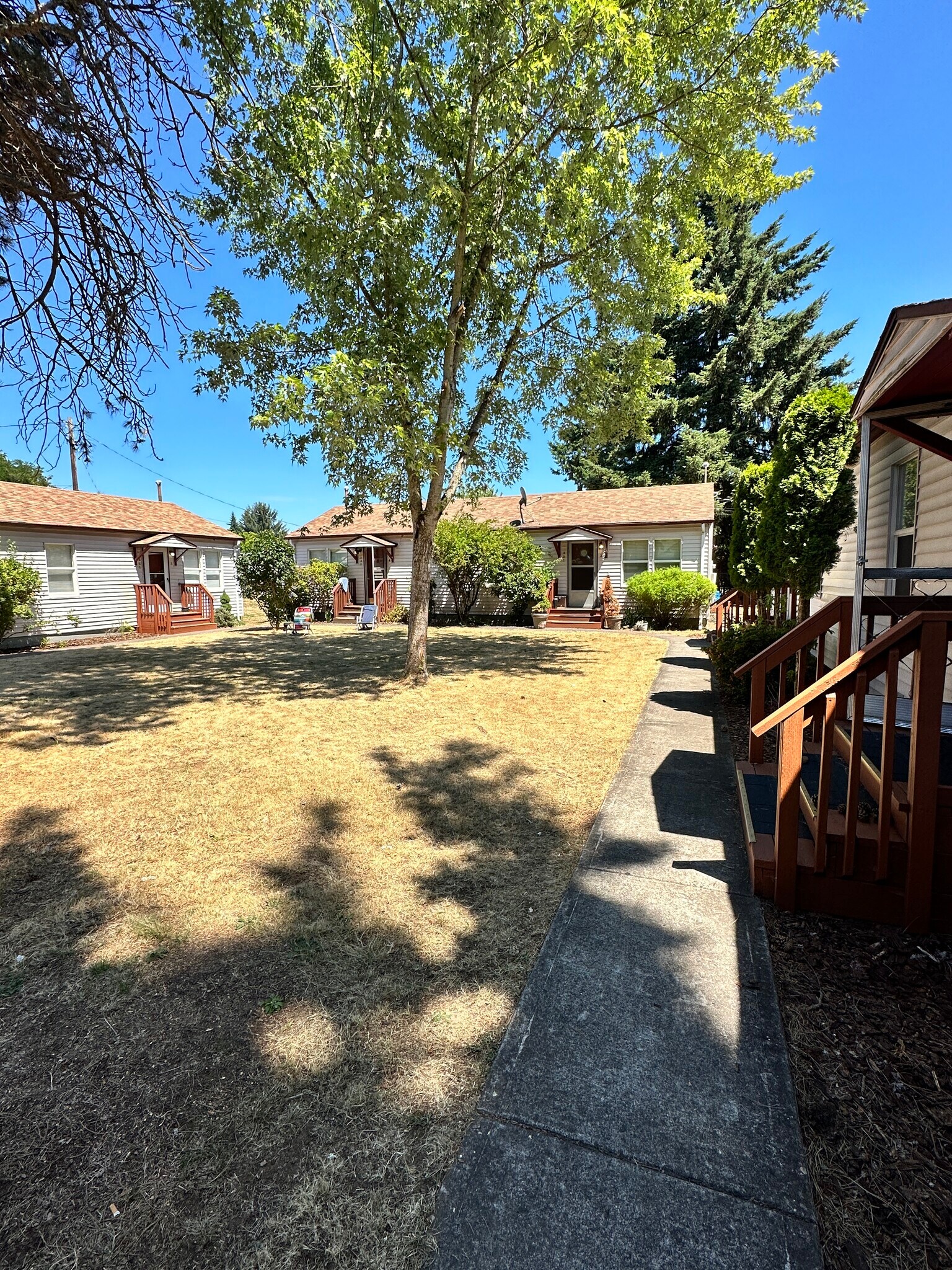 312-342 SE 196th Ave, Portland, OR for sale Building Photo- Image 1 of 1