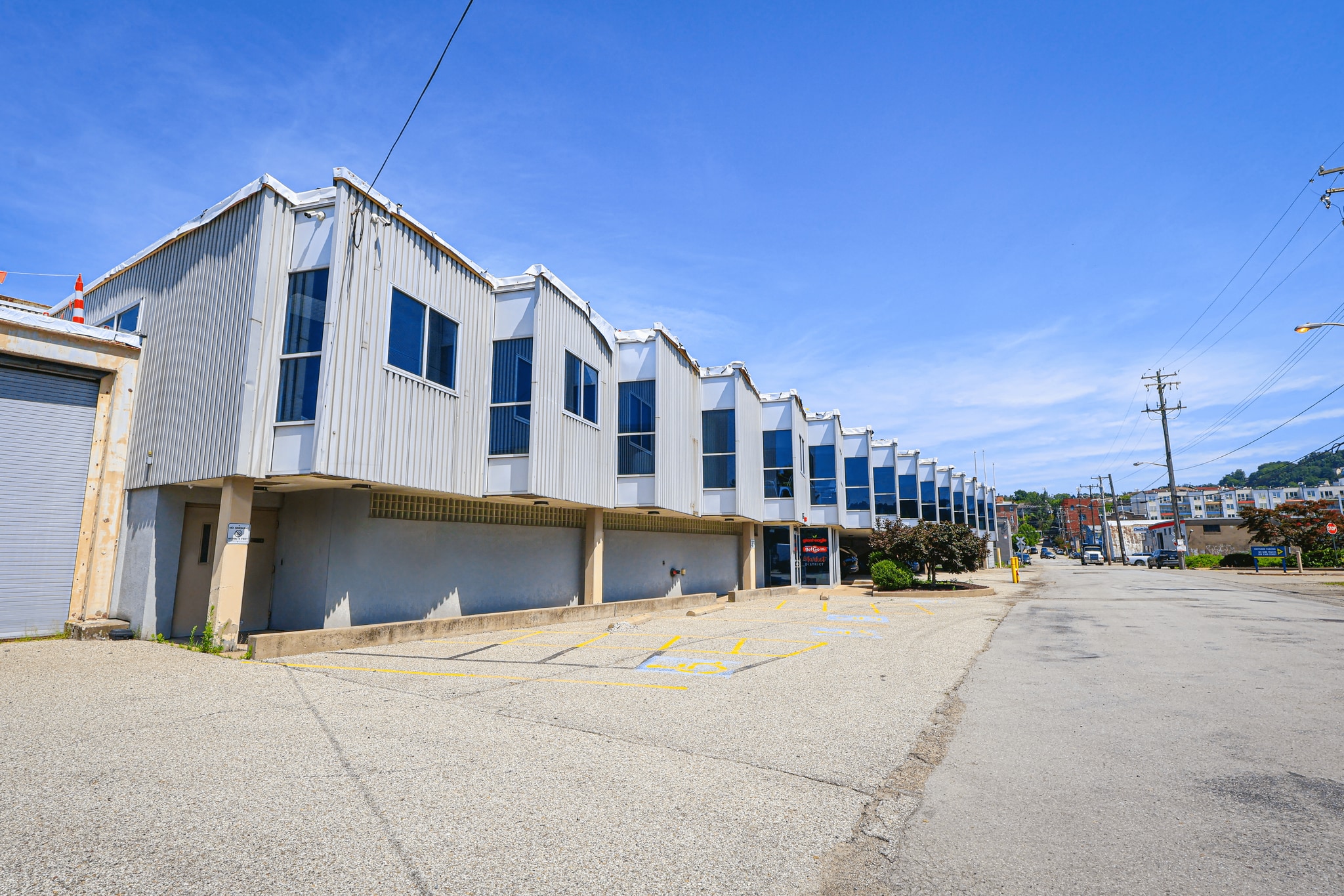 31 35th St, Pittsburgh, PA for lease Building Photo- Image 1 of 17