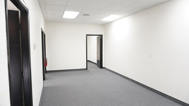 1455-1515 E Tropicana Ave, Las Vegas, NV for lease Interior Photo- Image 1 of 4