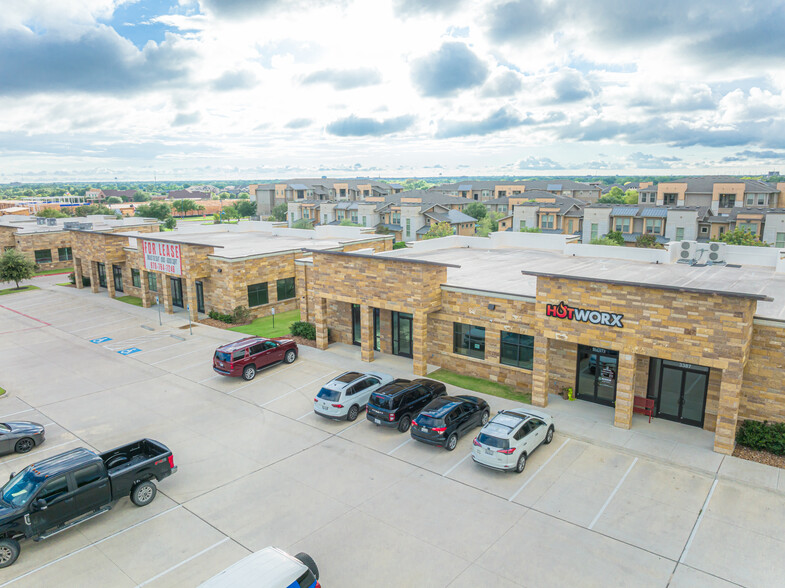 3387 E University Dr, Bryan, TX for lease - Building Photo - Image 3 of 6