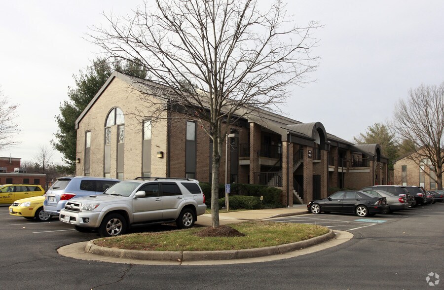 4613 Pinecrest Office Park Dr, Alexandria, VA 22312 Office for Lease