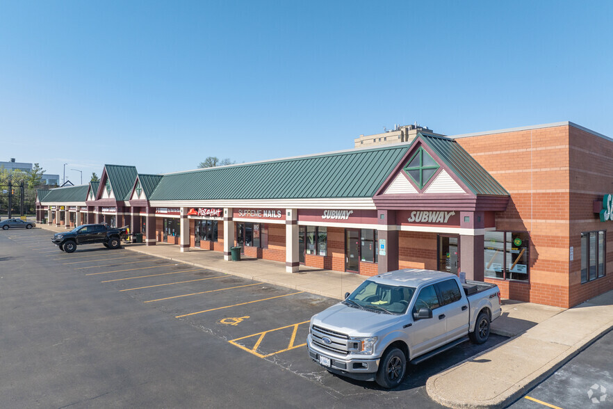 1200 W Main St, Peoria, IL for lease - Building Photo - Image 1 of 4