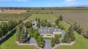 Grooms Road Ranch - Barndominium