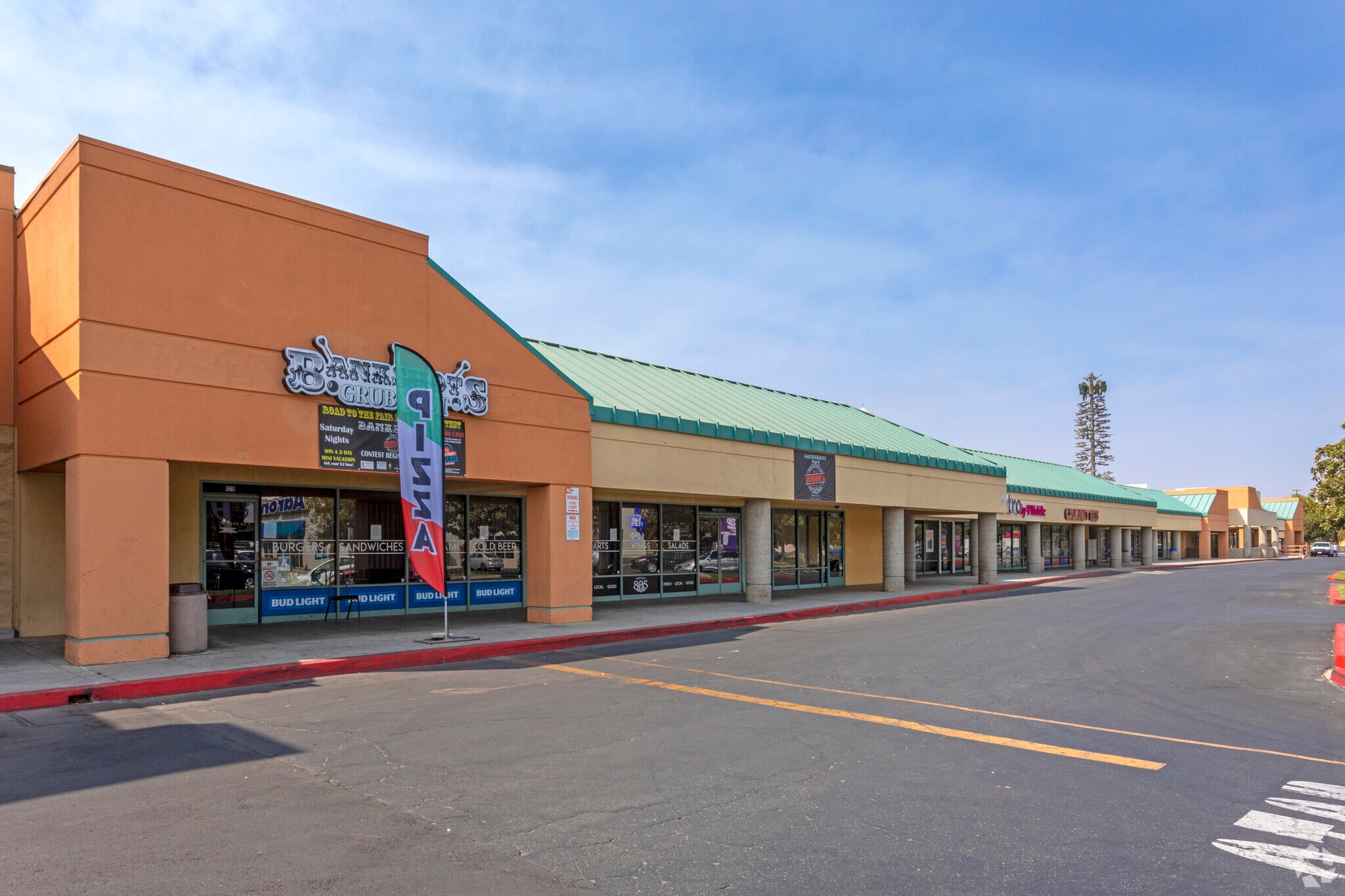 1121 Olive Dr, Bakersfield, CA for lease Building Photo- Image 1 of 6