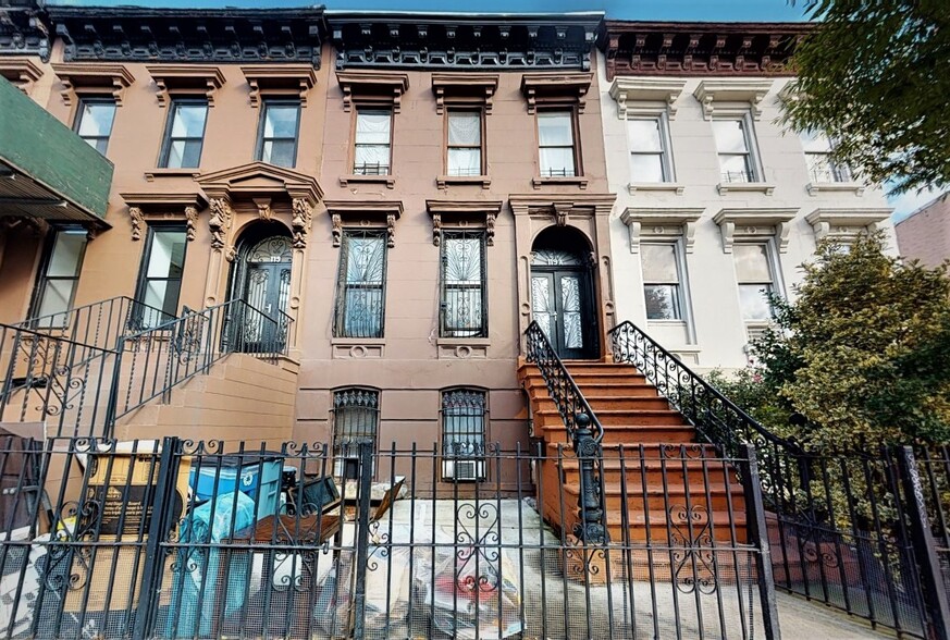 119A Marcus Garvey Blvd, Brooklyn, NY 11206 | LoopNet