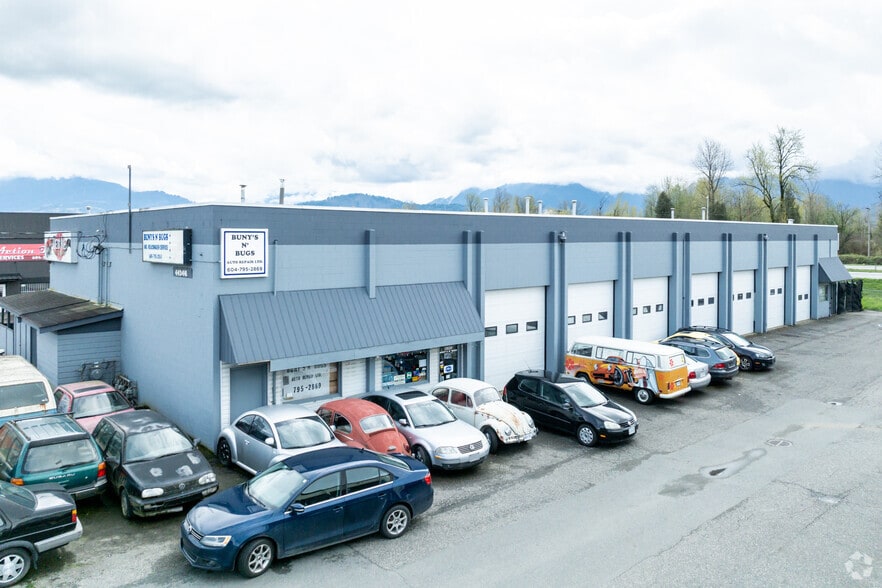 44344 Yale Rd, Chilliwack, BC for lease - Building Photo - Image 2 of 6