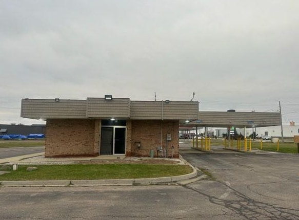 11293 Torrey Rd, Fenton, MI for sale Building Photo- Image 1 of 4