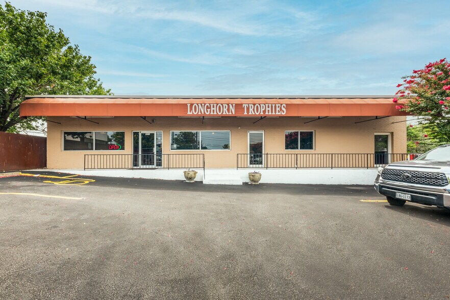 4912 Burnet Rd, Austin, TX for sale - Building Photo - Image 1 of 1