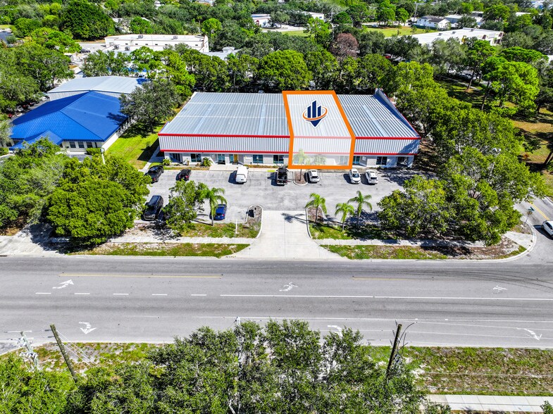 885 Tallevast Rd, Sarasota, FL for lease - Building Photo - Image 1 of 5