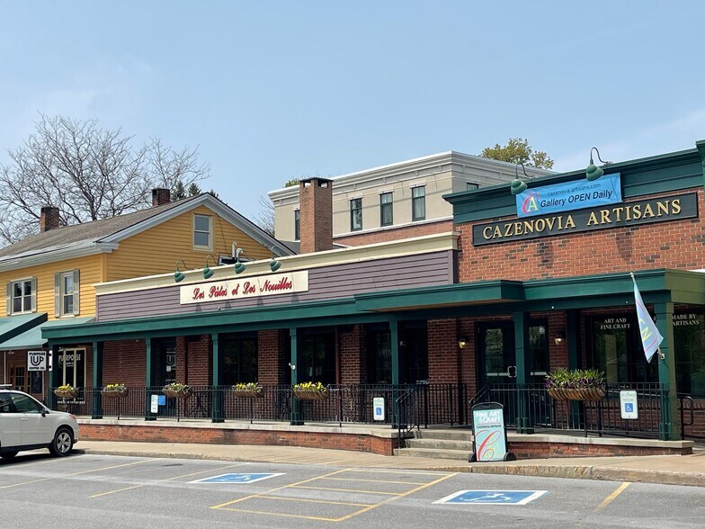 37 Albany St, Cazenovia, NY for sale - Primary Photo - Image 1 of 1