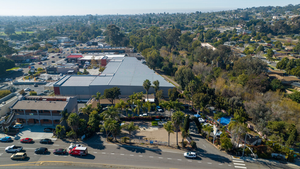 4780 Mission Bay Dr, San Diego, CA for lease - Building Photo - Image 1 of 9