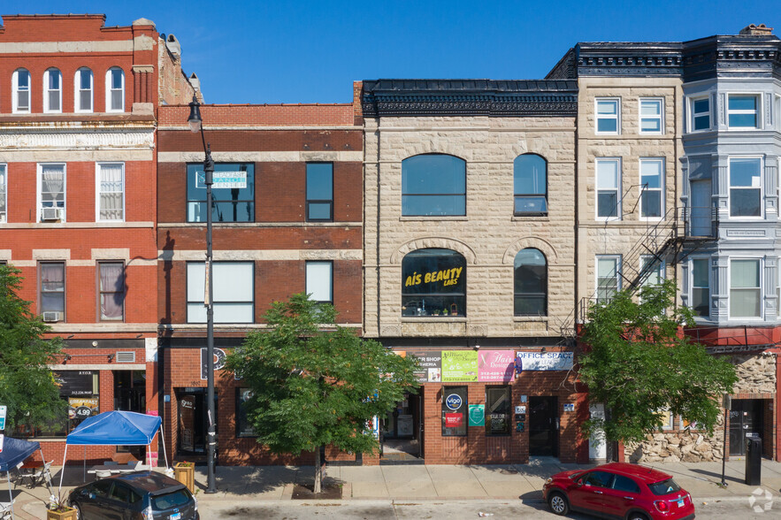 1860-1862 S Blue Island Ave, Chicago, IL for sale - Building Photo - Image 1 of 1