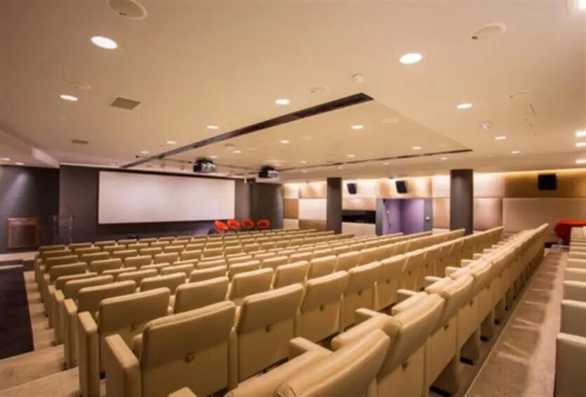 140 Boulevard Macdonald, Paris for lease Building Photo- Image 1 of 9