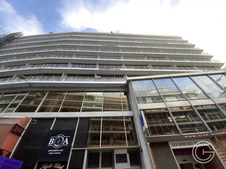5 Rue Gabriel Fauré, Nice for lease - Building Photo - Image 3 of 17