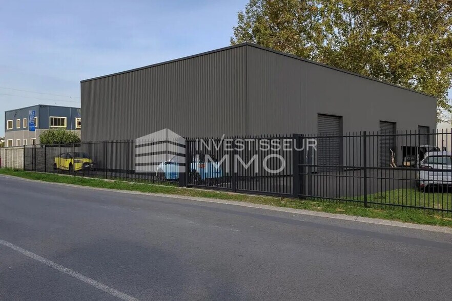 Office in Vulaines-sur-Seine for lease - Building Photo - Image 3 of 6