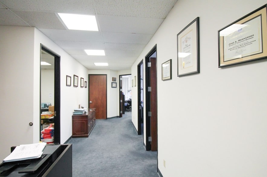 2333 N Broadway, Santa Ana, CA for lease - Interior Photo - Image 3 of 13