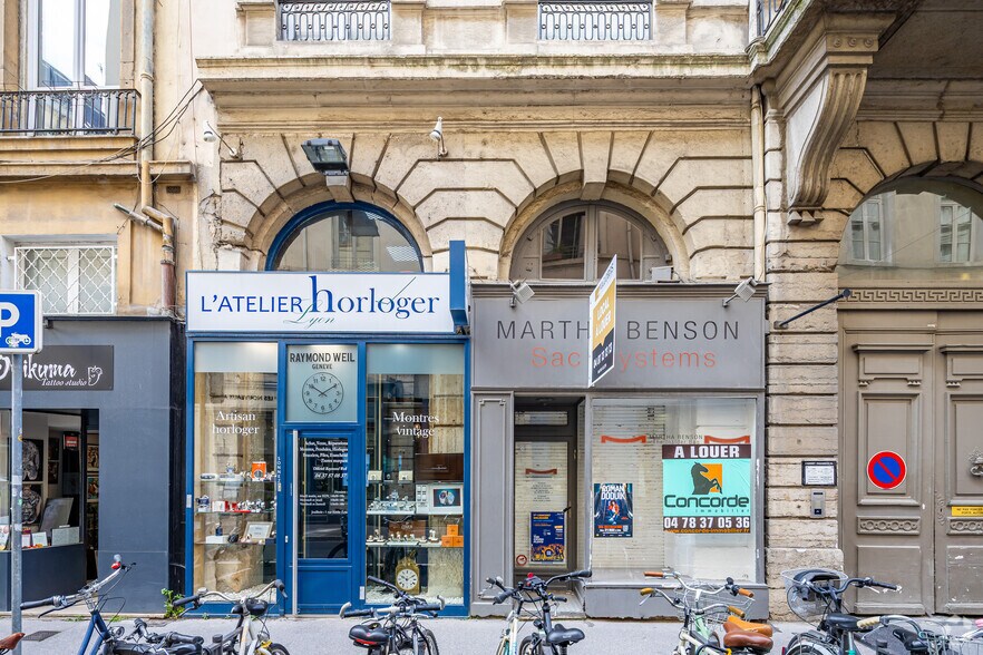 Retail in Lyon for lease - Building Photo - Image 3 of 6