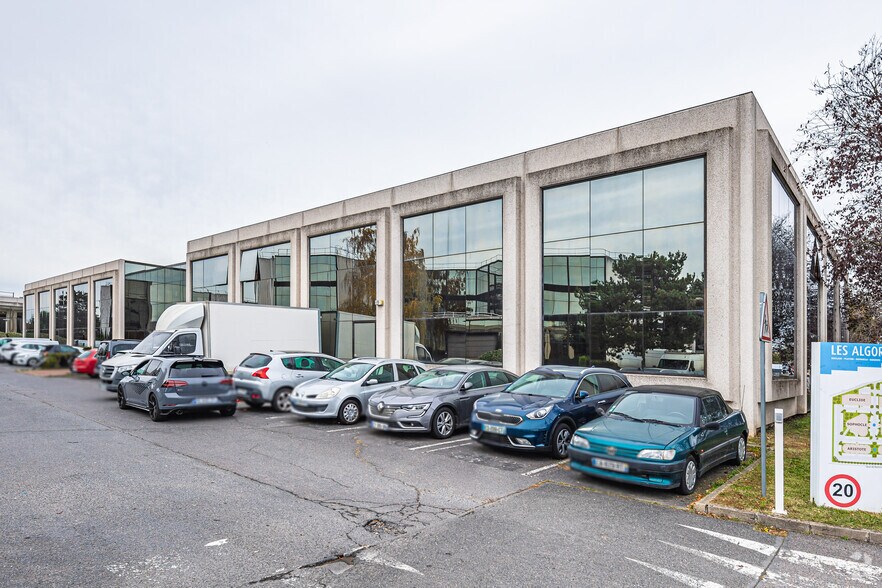 Office in 141 Rue Michel Carre, Argenteuil for sale - Building Photo - Image 3 of 3