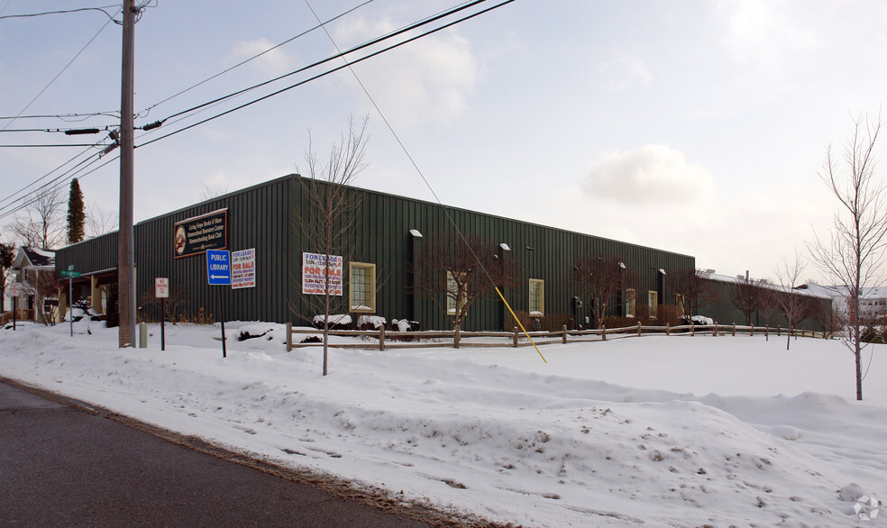 112 E Ellen St, Fenton, MI for lease - Building Photo - Image 3 of 5