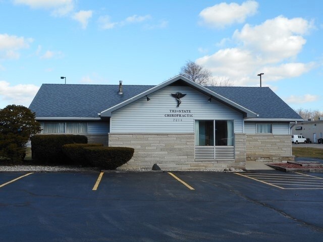 2014 N Wayne St, Angola, IN for sale Building Photo- Image 1 of 1