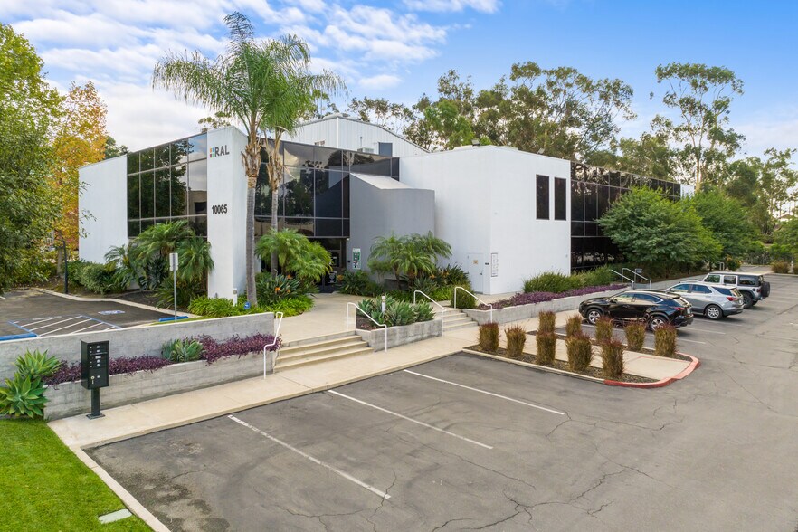 10065 Old Grove Rd, San Diego, CA for sale - Building Photo - Image 1 of 1